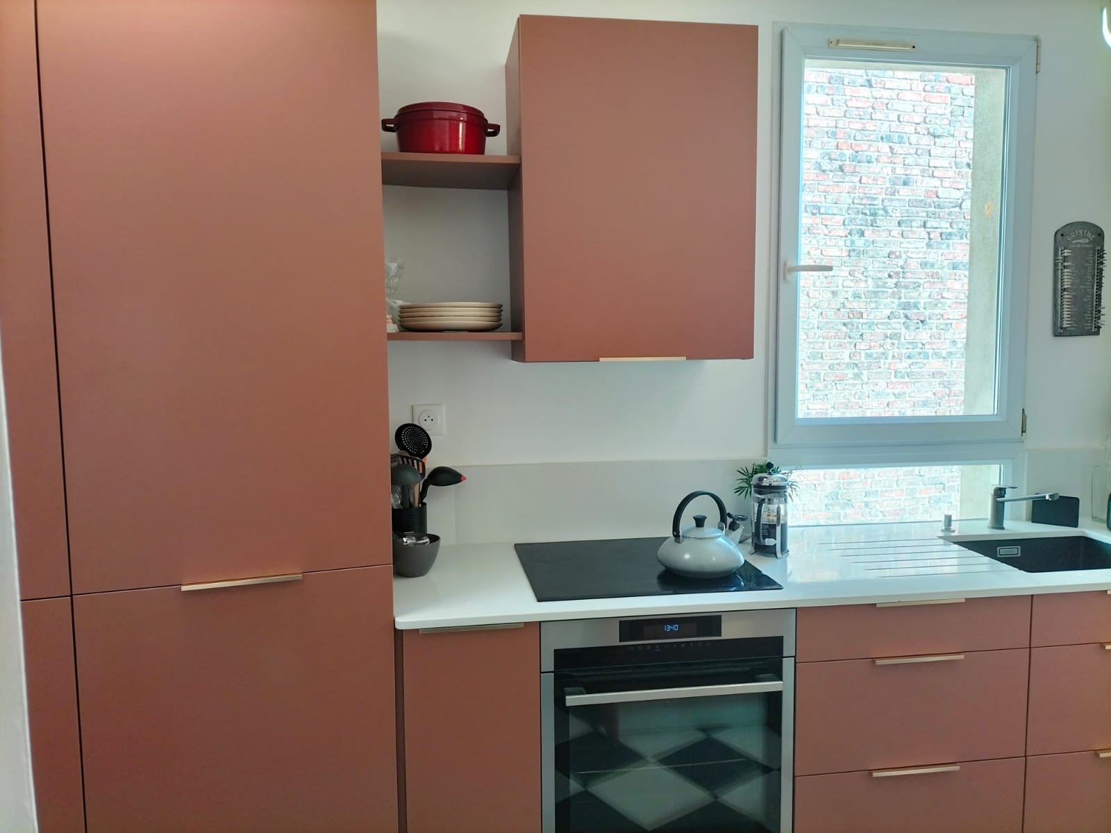 Cuisine terracotta sur-mesure en mélaminé